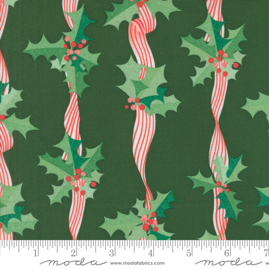 Tiny Christmas - Holly & Ribbons Pine