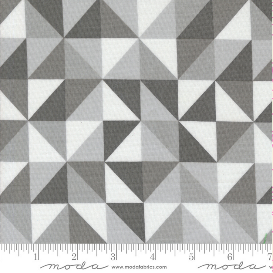 Geometric HST - Off White / Silver